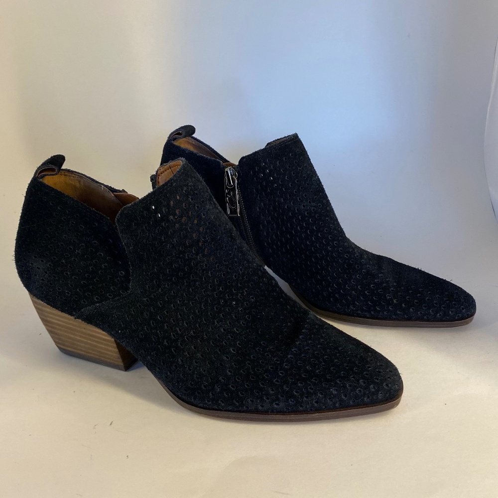Franco Sarto Suede Heeled Ankle Boots with zipper on inseam, Black - Size 6.5M